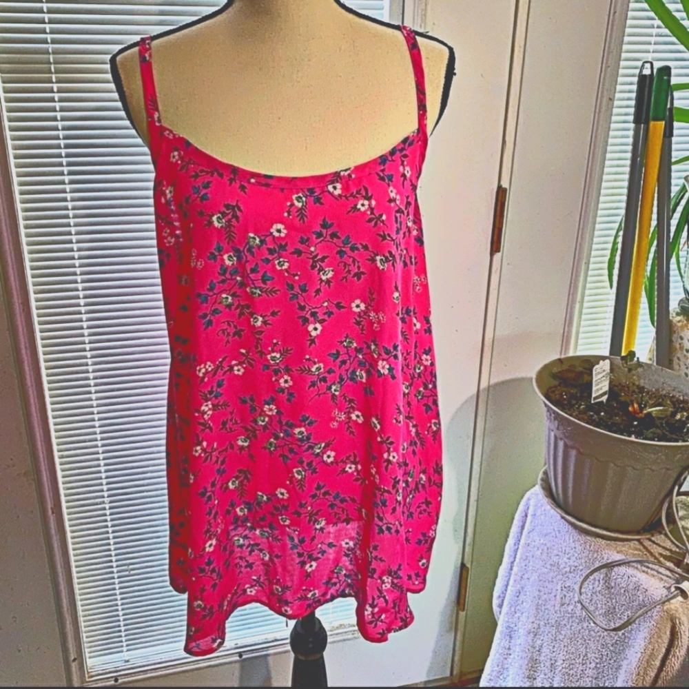 Torrid pink floral print top